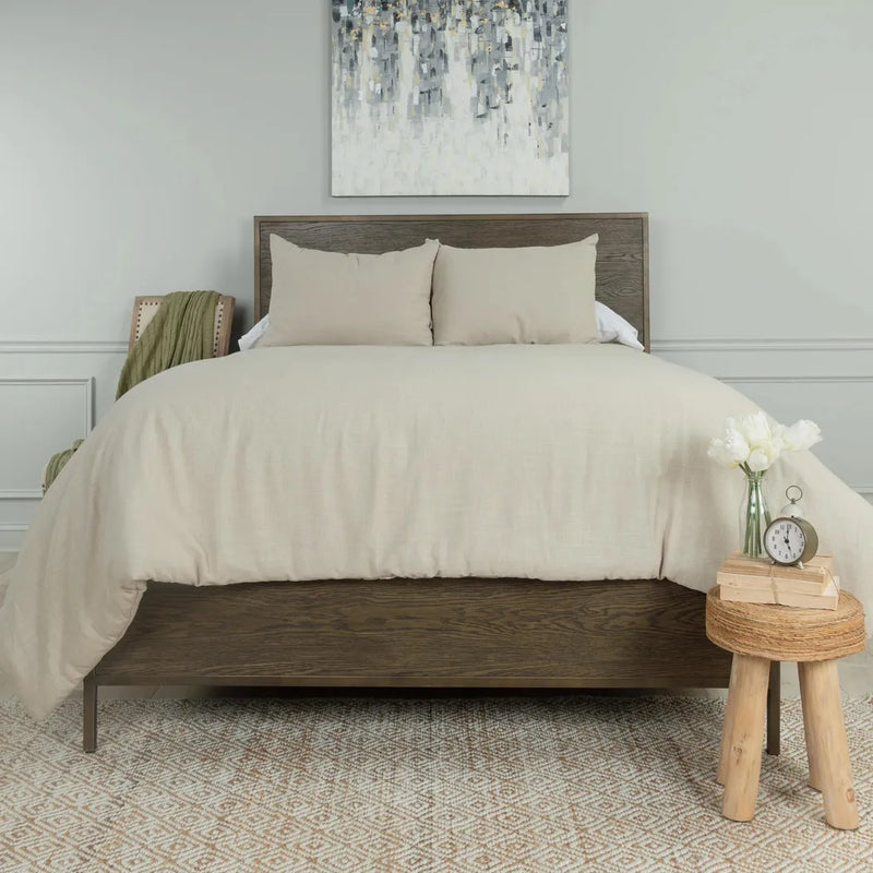 Beige er Duvet & Two Shams Blackberry Grove