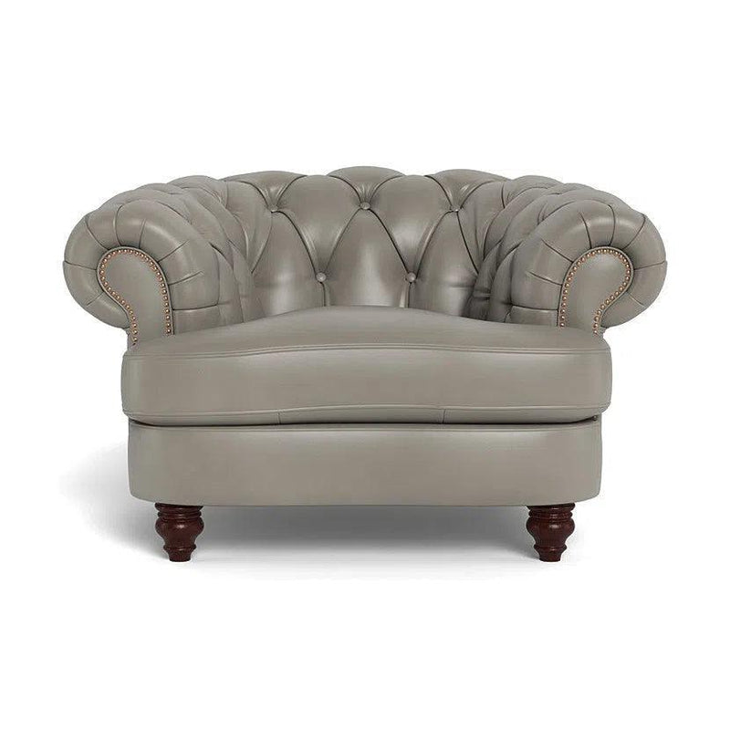 Classic Chesterfield-Inspired Leather Club Chair Retro