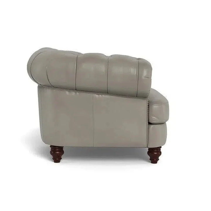 Classic Chesterfield - Inspired Leather Club Chair Retro - LOOMLAN - Uptown Sebastian - Club Chairs