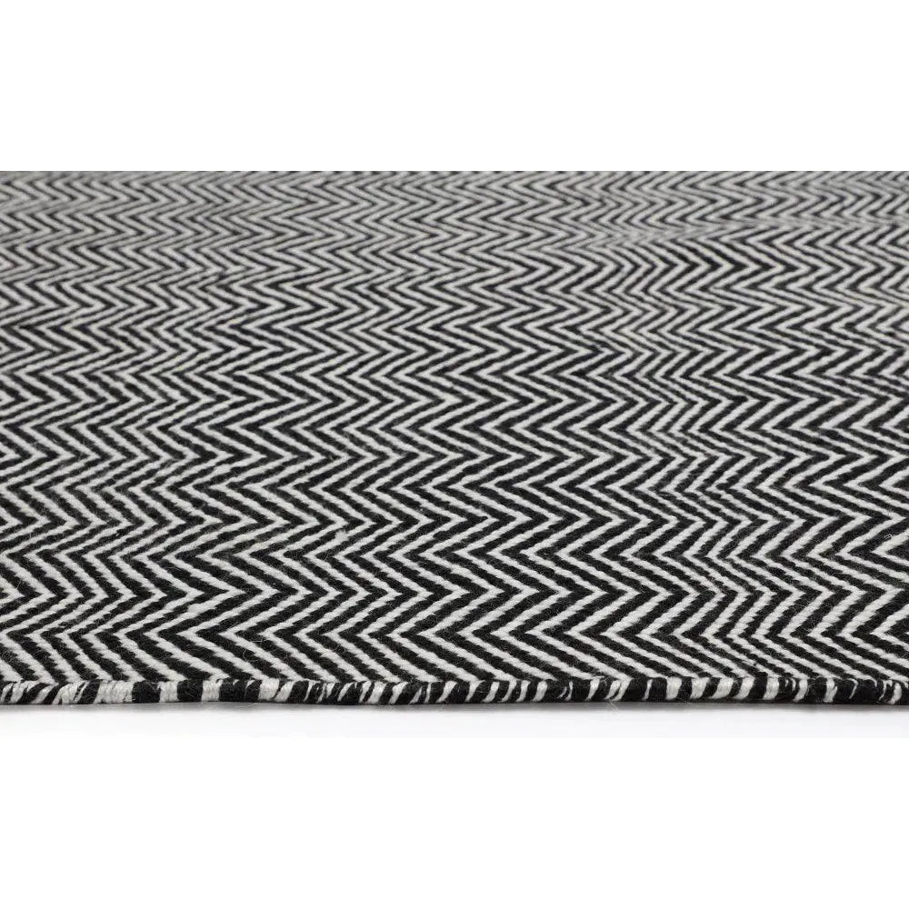 Cusco Hand-Woven Outdoor Rug