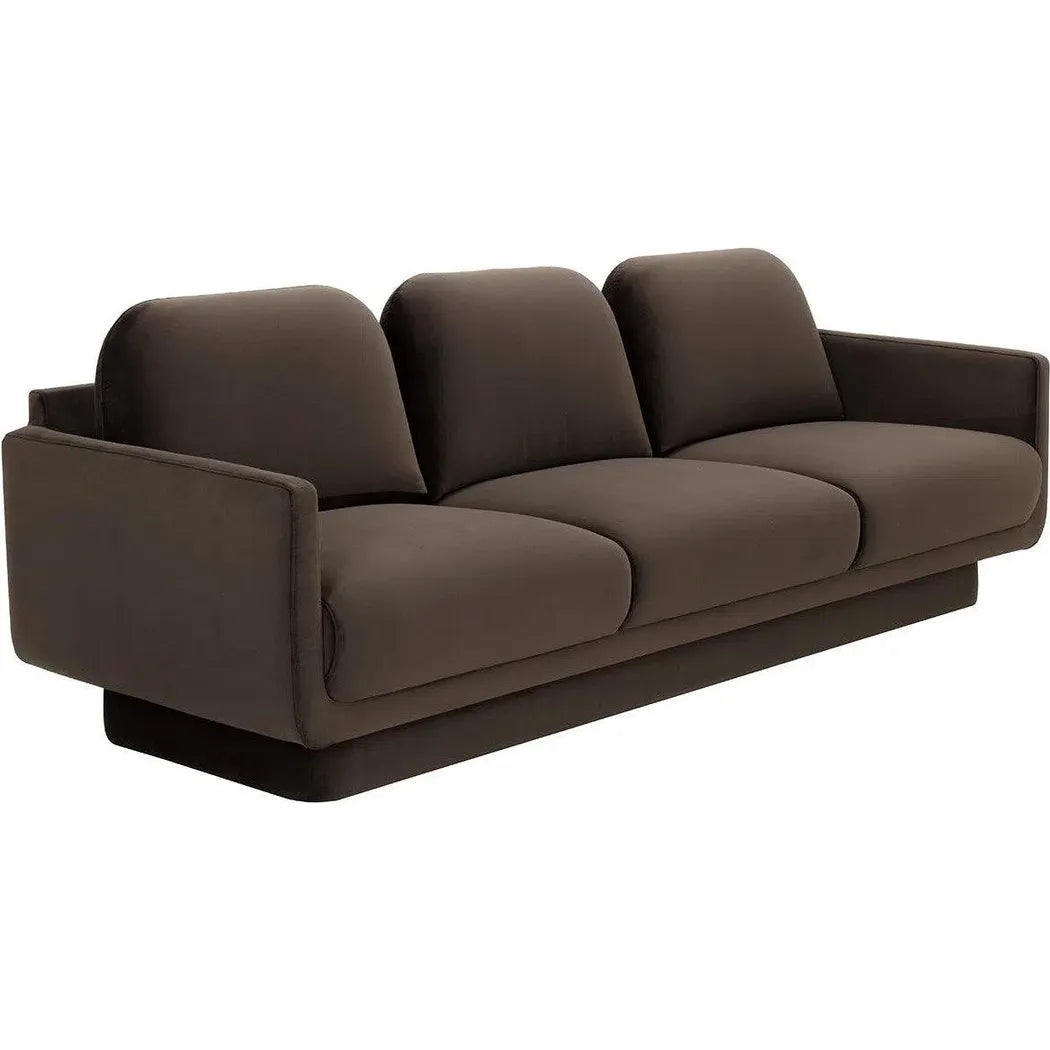 Everton Fabric Classic Sofa