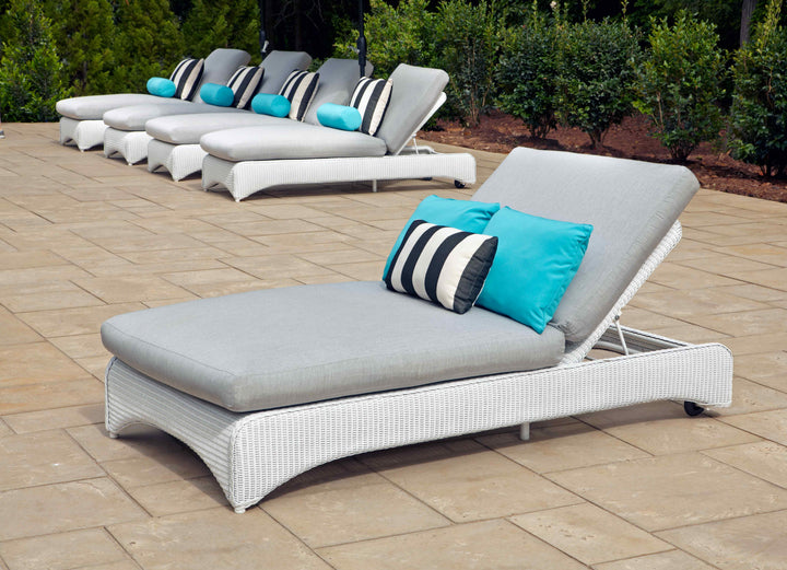 Loom Wicker Double Outdoor Chaise-Outdoor Chaises-Lloyd Flanders-LOOMLAN