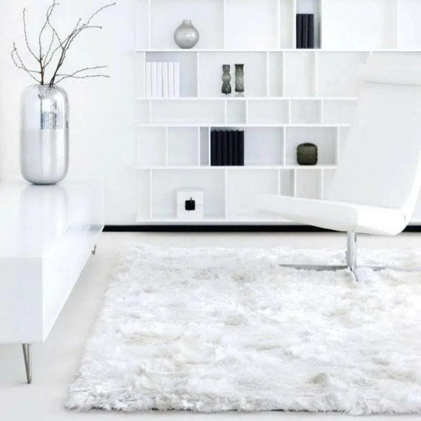 Maltino White Solid Handmade Shag Area Rug