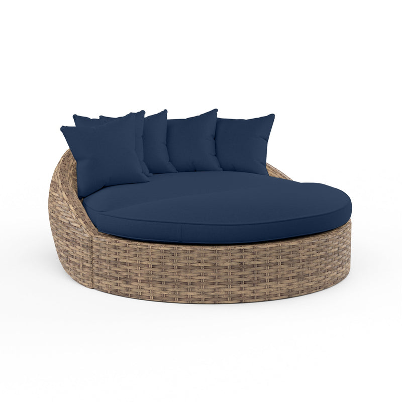 Havana Sunbrella Round Outdoor Daybed