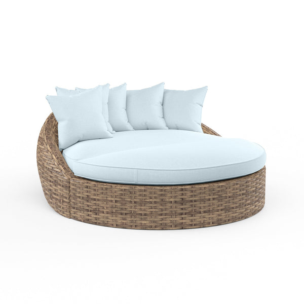 Havana Sunbrella Round Outdoor Daybed