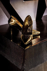 Heel Antique Brass Sculpture Statues & Sculptures LOOMLAN By Noir