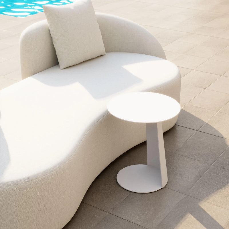 Sunny Isles Aluminum White Round Side Table Outdoor Side Tables LOOMLAN By Zuo Modern