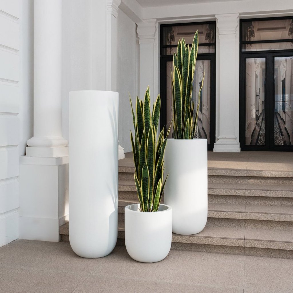 Roundbottom Durable Fiberglass Made Planter - LOOMLAN - Le Present - Planters